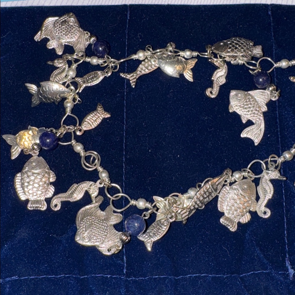 SEAHORSE & Fish silver blue beads Necklace ๐โโฌ